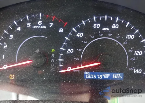 2011 Toyota Camry z USA, uszkodzony, nr VIN 4T1BF3EKXBU647435